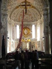 Hauptaltar Dom schmücken